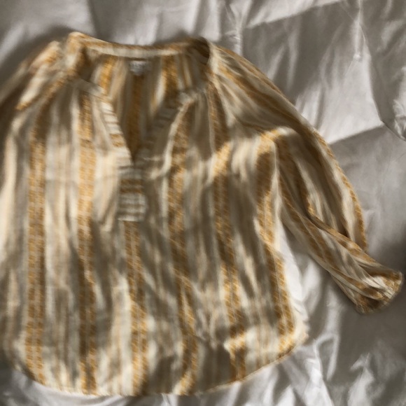 Velvet by graham and spencer comfy popover top with long sleeves. - Picture 2 of 5